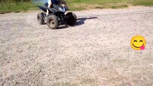 Ребенок 7 лет езда на бензиновом двухтактном квадроцикле 2т 50см (детский MOTAX)