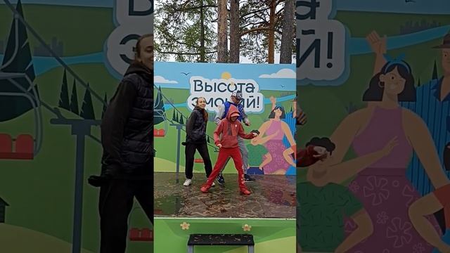 Мы устроим танцы #cool #dance #like #бобровыйлог смотреть онлайн