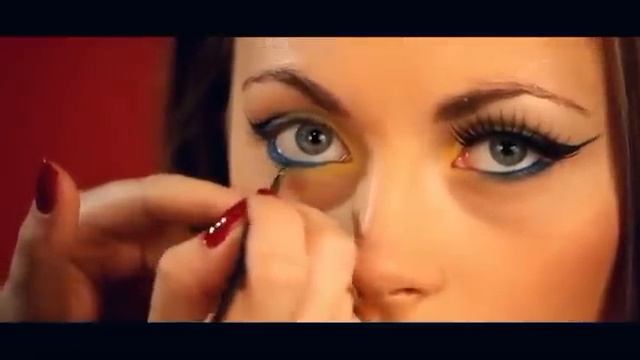 Визаж глаз для голубоглазых. Стилист-визажист Алена Мельник. смотреть онлайн