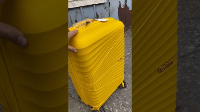 Чемоданы Пластиковые из Полипропилена L,M,S размеры в наличии!