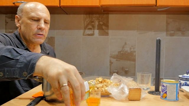 Шоколадно молочная колбаска