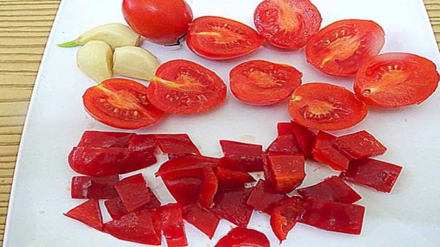 Макароны с мясом в одной сковороде