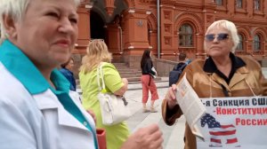 Народ знает кто спас Россию в конце 90-х, но к отмене внешнего управления страной ещё готовы не все.