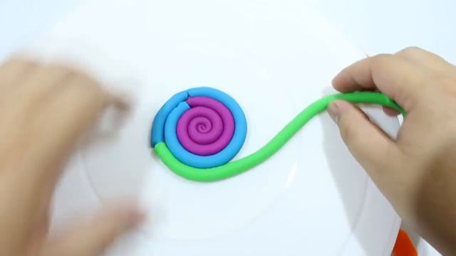 Мороженое и Свинка Пеппа из пластилина Плей До. Обучающие и развивающие видео для детей смотреть онлайн