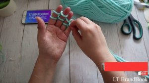 КАК ТОЛЬКО ПОКУПАЮ ТОЛСТУЮ ПРЯЖУ СРАЗУ ВЯЖУ ТАКУЮ КРАСОТУ БЕЗ СПИЦ И КРЮЧКА - НА ПАЛЬЧИКАХ