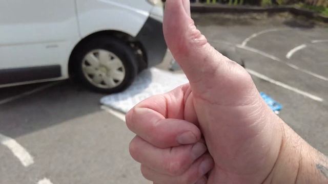 VAUXHALL VIVARO AUX BELT SNAPPED I SAVED £140 FITTING MYSELF #vivaro #vauxhall #diy #mechanic #van смотреть онлайн