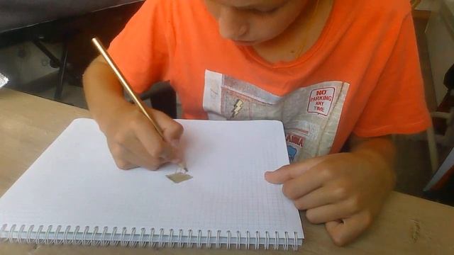 Как нарисовать стол из Minecraft на клетчатой бумаге смотреть онлайн