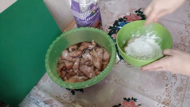 Куриное филе в кляре на кукурузном крахмале. смотреть онлайн