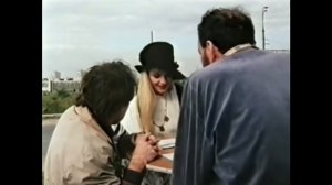 Эпизод из фильма "Московские каникулы" с Л.Ярмольником.