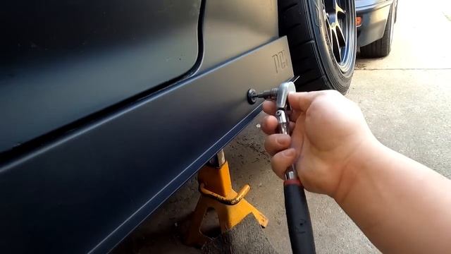 PCI-Racing 3" Side Skirt INSTALL | Honda CRX H2B AWD смотреть онлайн