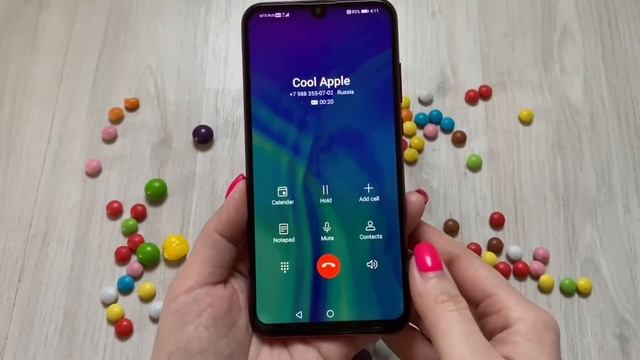Honor 10i Shimmering Red Incoming call смотреть онлайн
