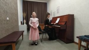 "Как под горкой, под горой", русская народная песня, исполняет Колесник Виктория, 1 класс
