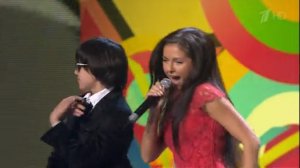 Нюша — Песня Красной Шапочки (А-а в Африке реки вот такой ширины!) — "Взрослые и дети" — 30.5.15