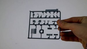 Сборная модель танка Pz.Kpfw I Ausf F (VK18.01) Early. Масштаб 1:72. Распаковка