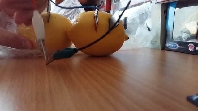 Лемонная батарея или как сделать электро энергию дома !