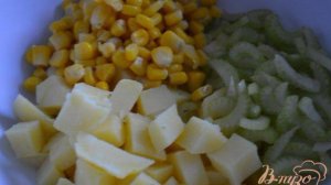 Картофельный салат с корнишонами