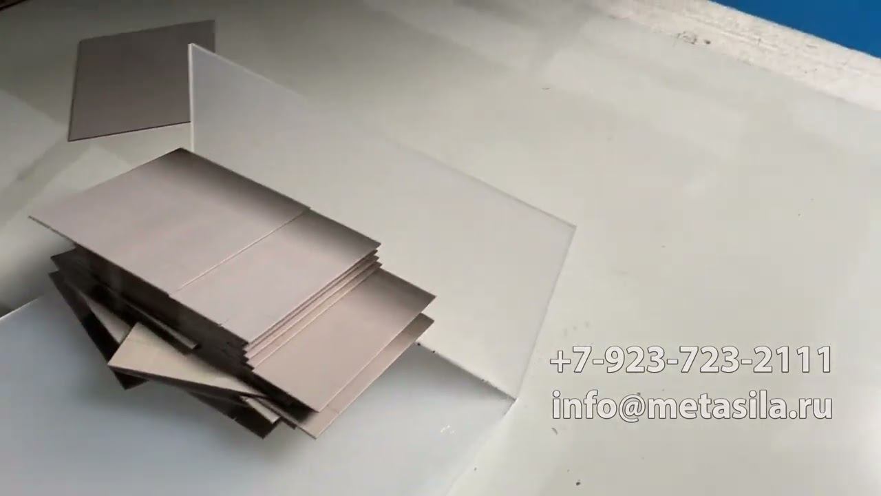 Полуавтоматическая V-образная машина для резки картонных коробок