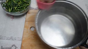 ЧЕСНОЧНЫЕ СТРЕЛКИ на зиму. Как мариновать чесночные стрелки - простой рецепт без стерилизации!