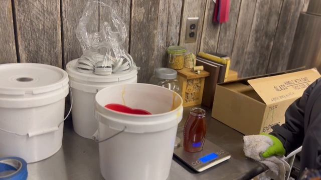 #Honey see, Honey show #hivelife смотреть онлайн