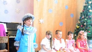 Новый год в детском саду. Песня Снегурочки.