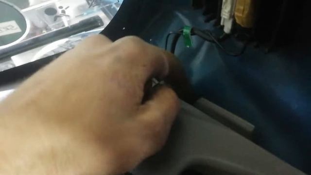 Установка передних и задних парктроников Citroen Picasso смотреть онлайн