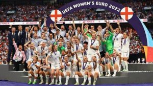 Женская сборная Англии впервые выиграла чемпионат Европы по футболу