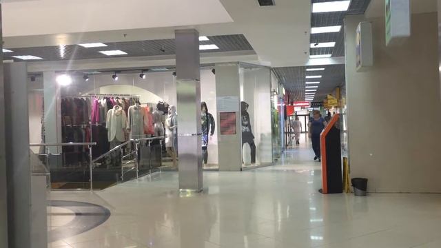 Речной вокзал, день 5 мин. В ТЦ смотреть онлайн