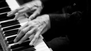 Pencereden das gelir piano Chingiz Sadykhov