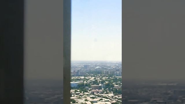 Вид с телебашни на Ташкент. Чорсу, цирк Узб. View from Tashkent TV Tower. Chorsu, circus. Uzbekista