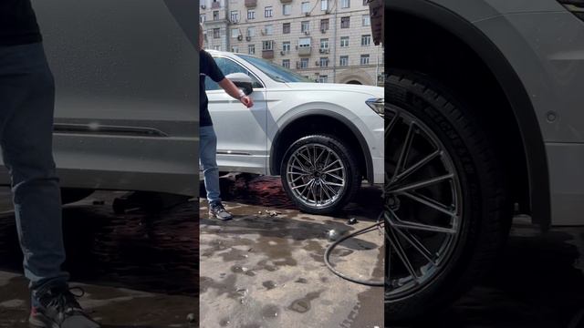 Volkswagen Tiguan готов! #литыедиски #шины #volkswagen #tiguan #купитьдиски #купитьшин