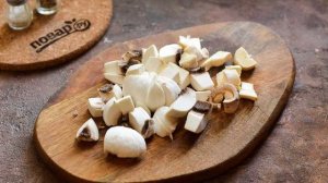 Брокколи со стручковой фасолью и грибами