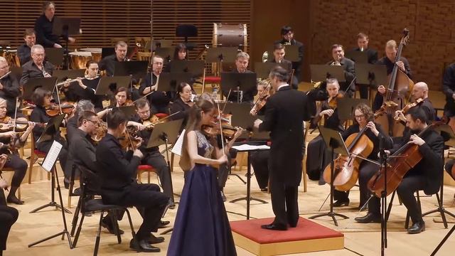 J. Brahms: Violin concerto D major  encore  Mariinsky Theatre Orchestra