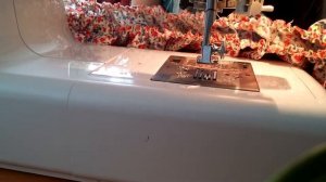 Как использовать лапку для присборивания. Как сделать сборку на ткани.