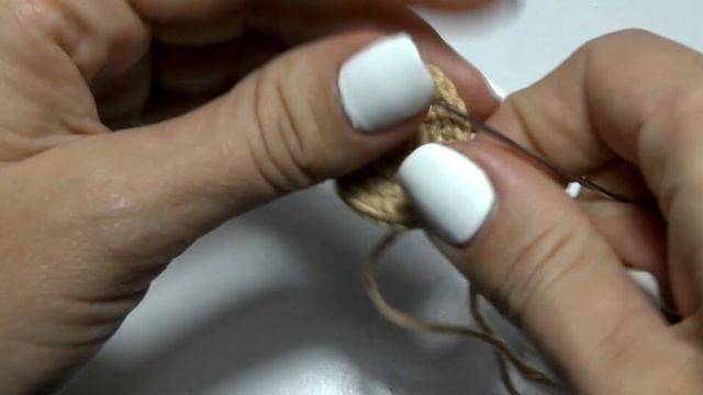 Елочная игрушка МИШКА амигуруми шар на елку крючком часть 1