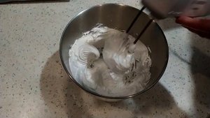 Коржи Безе для торта. Швейцарская меренга.Обычная газовая духовка.
