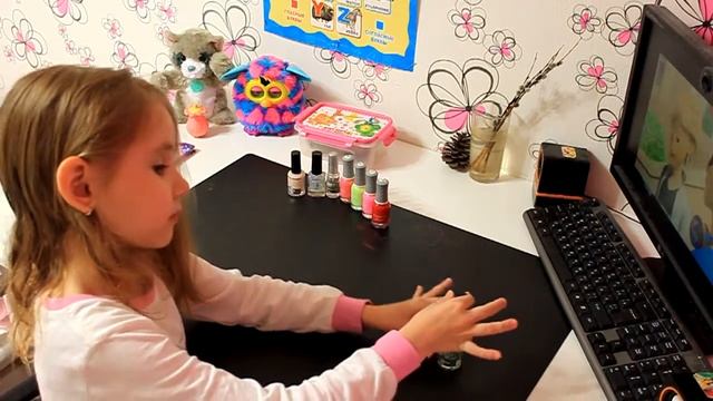 Как красить ногти прозрачным лаком смотреть онлайн