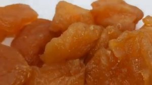 Персик вяленый