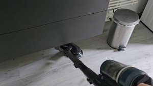 Raw: 2 Minuten Wischen mit dem Samsung Bespoke Jet Pro Spray Spinning Sweeper