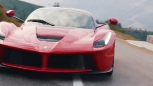 LaFerrari and music / красный спорткар / ЛаФеррари