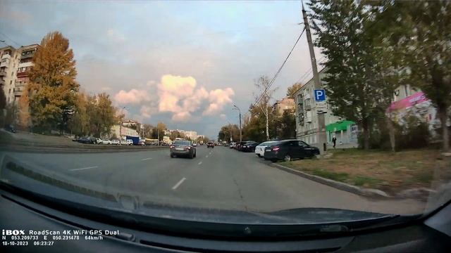 Видеорегистратор iBOX RoadScan 4K WiFi GPS Dual - дневная съёмка смотреть онлайн