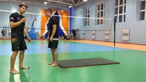 Как сделать перекат на спине