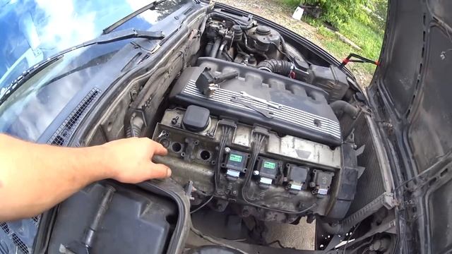 ПЕРЕШИВАЕМ САЛОН В БМВ Е34 смотреть онлайн