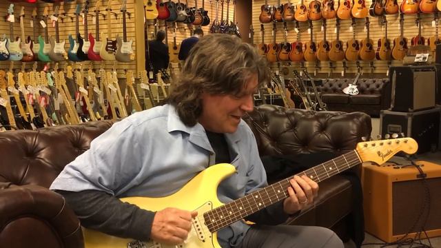 Bray Ghiglia - Hanging out with Chad at Norman's Rare Guitars vintage Strat with a Fender Deville смотреть онлайн