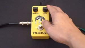 Joyo JF-09 Tremolo Pedal Review Demo