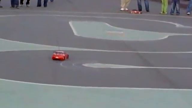 Соревнования Гонка машинок на управлении смотреть онлайн