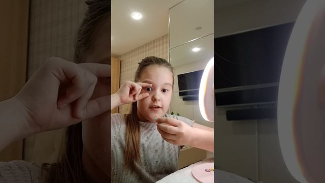 Как ребёнку научиться снимать ночные линзы смотреть онлайн