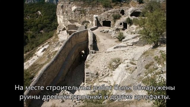 КРЫМ : Бахчисарай. Девичье или Мангупское озеро.CRIMEA: Bakhchisarai. Maiden or Mangup Lake.