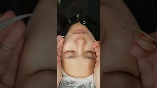 Постановка рук при наращивании ресниц