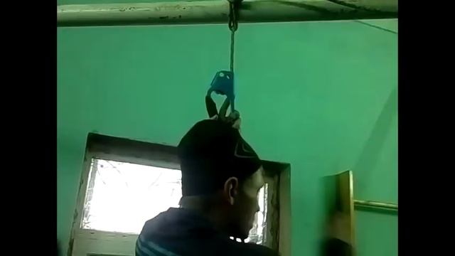 Подъем по веревке жумар + восьмерка и страховка автоблоком на спуске смотреть онлайн