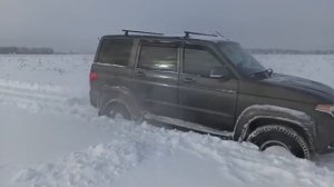 УАЗ ПАТРИОТ предел проходимости в стоке.